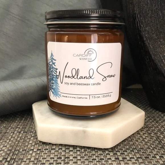 Woodland Snow Scented Candle - Picture 3 of 3